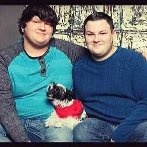 Meet your Posher, Troy